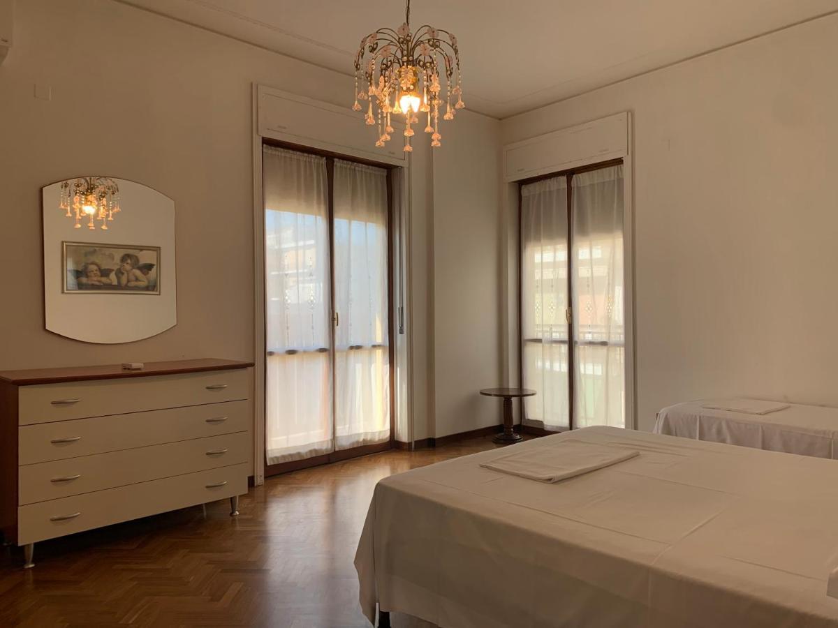 Spazioso Appartamento In Centro Citta San Benedetto del Tronto Exteriér fotografie