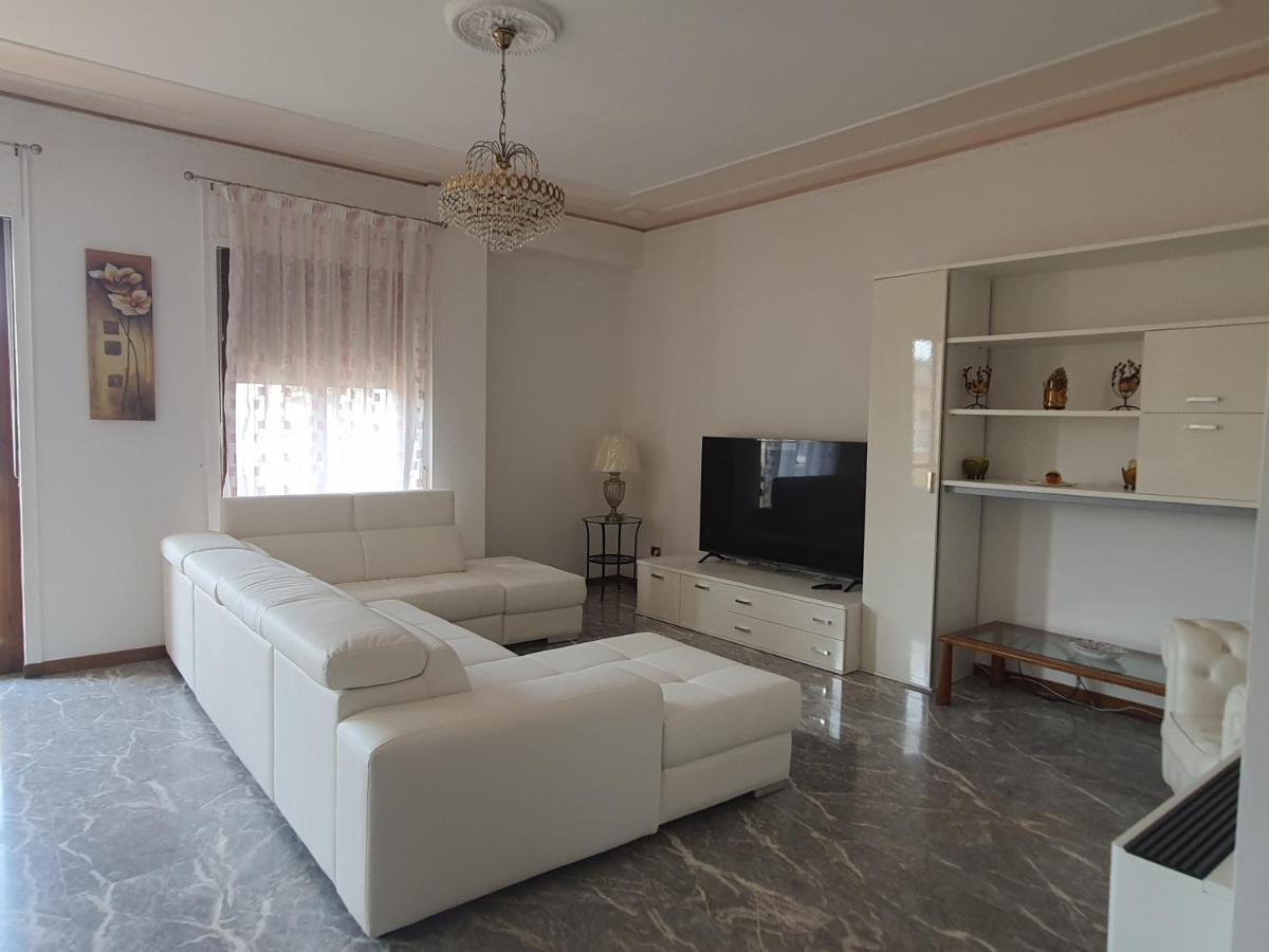 Spazioso Appartamento In Centro Citta San Benedetto del Tronto Exteriér fotografie